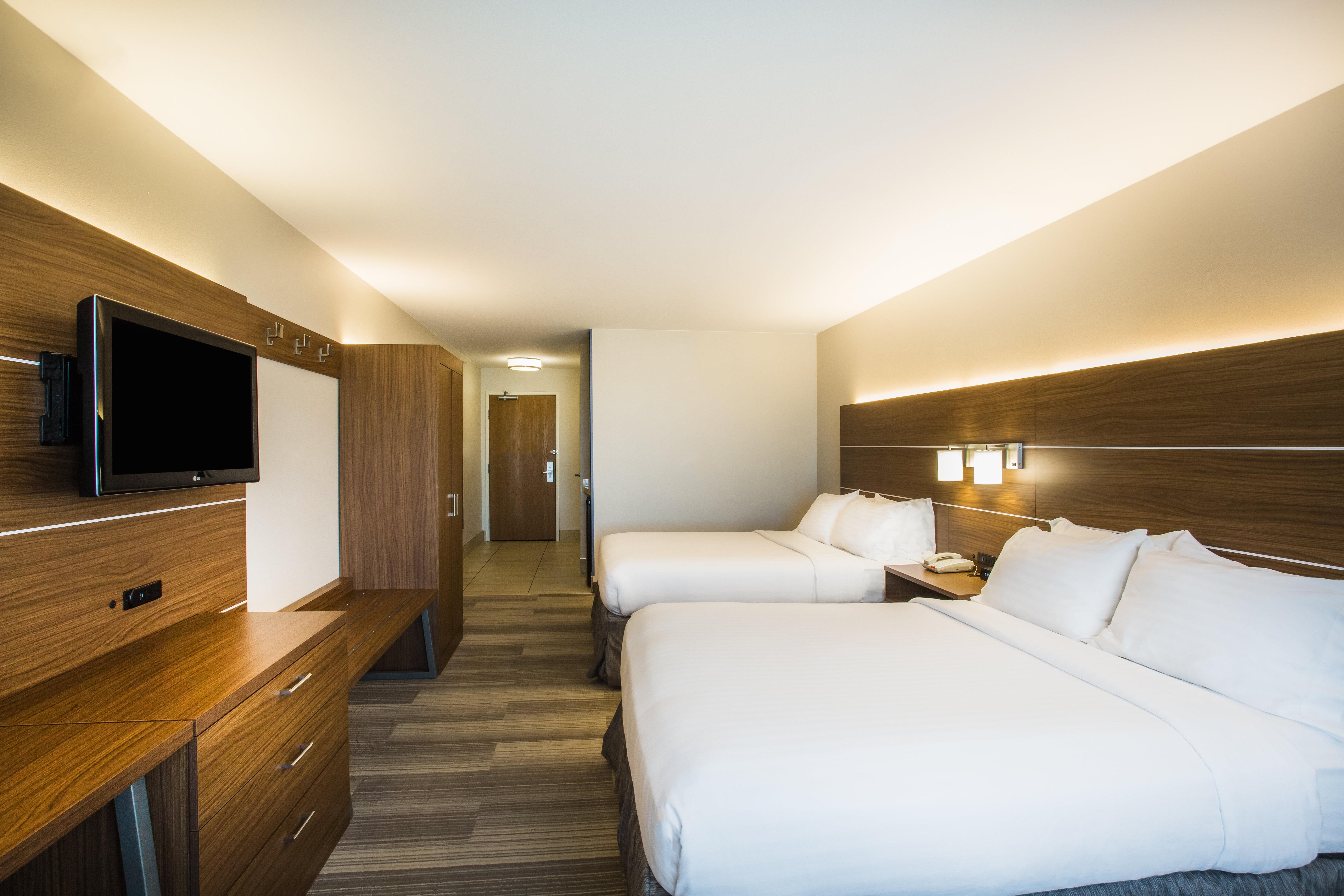 Holiday Inn Express Hotel & Suites Cedar City By Ihg Exterior foto